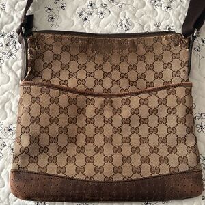 Authentic Gucci crossbody
